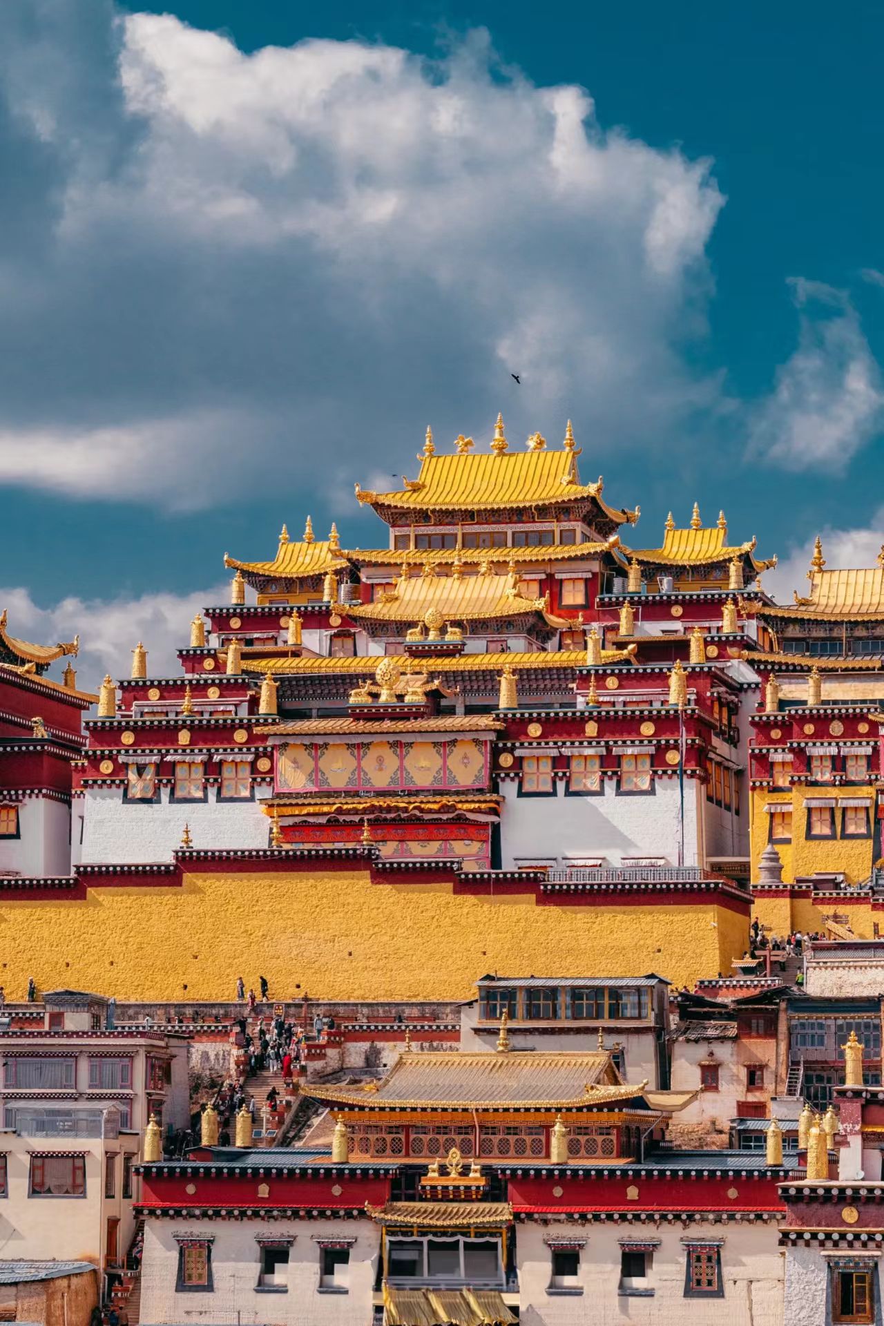 1760862871741747.jpg ganden-sumtseling-monastery-shangrila-yunnan-china.jpg