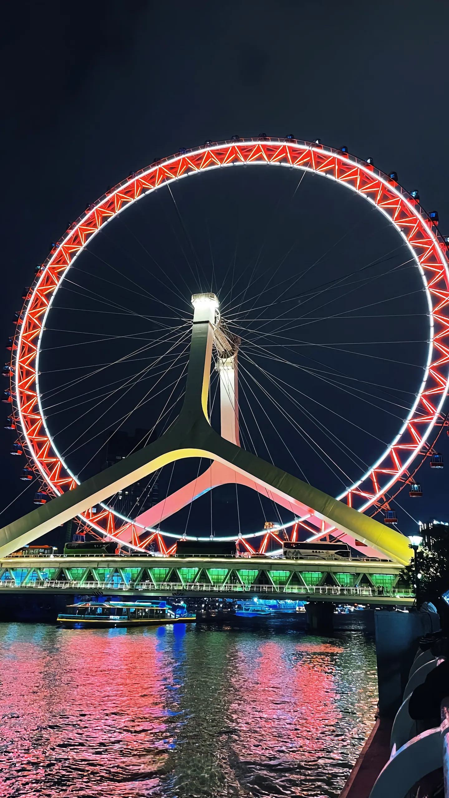Tianjin at Night: A Bridge Between History and Light