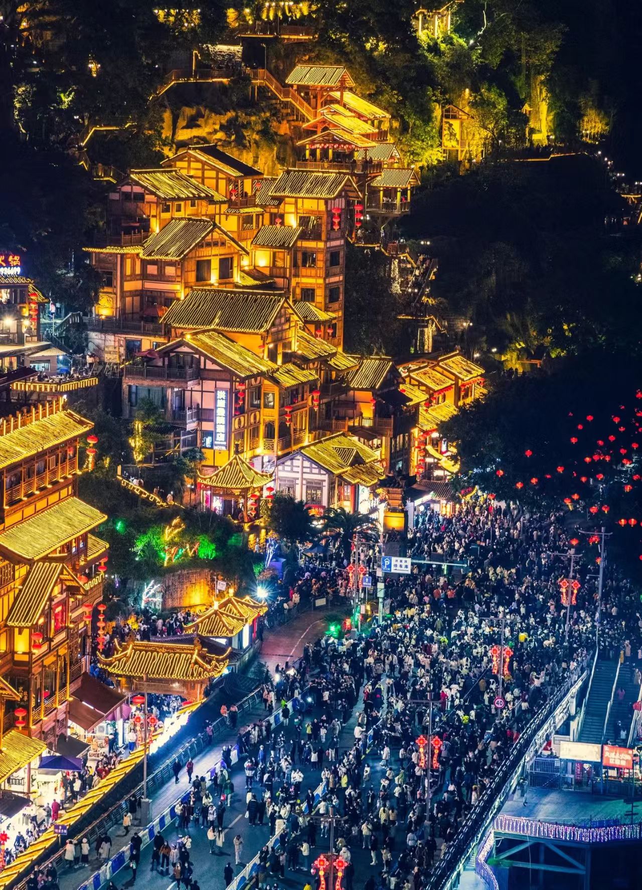 Golden Week in China Travel Guide: What Visitors Should Know (2026)